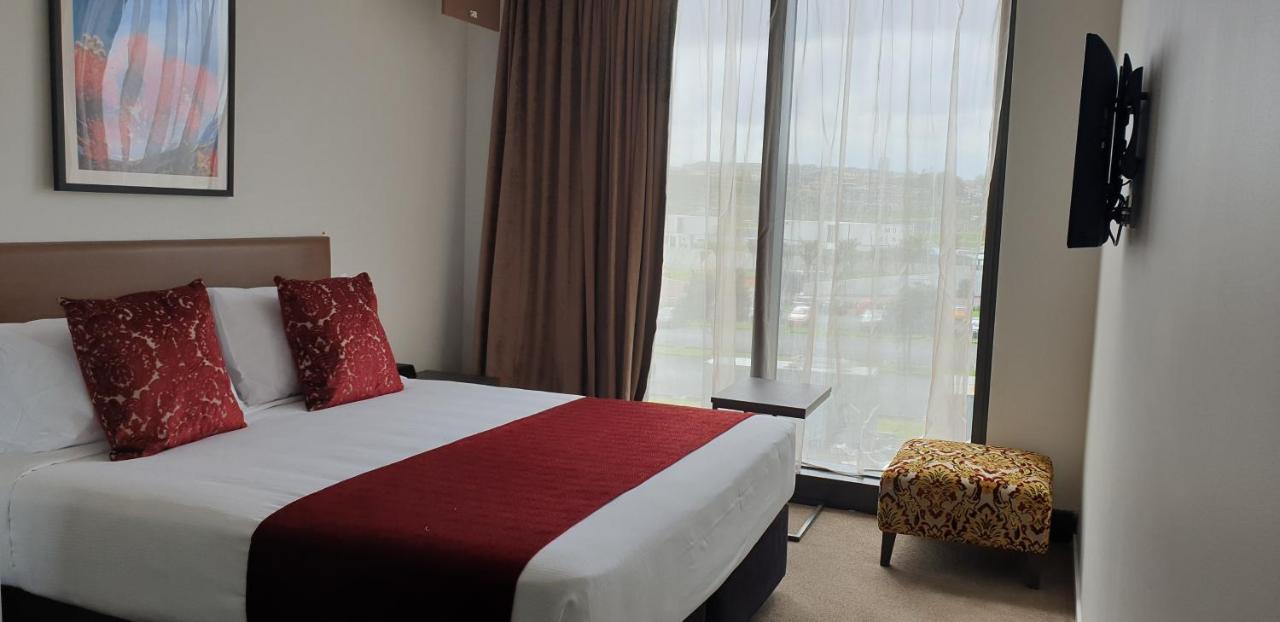 Ramada Suites By Wyndham Auckland Manukau Pacfic Centre Zewnętrze zdjęcie