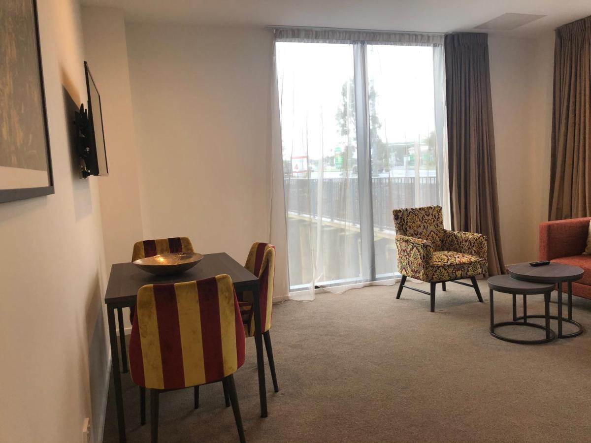 Ramada Suites By Wyndham Auckland Manukau Pacfic Centre Zewnętrze zdjęcie