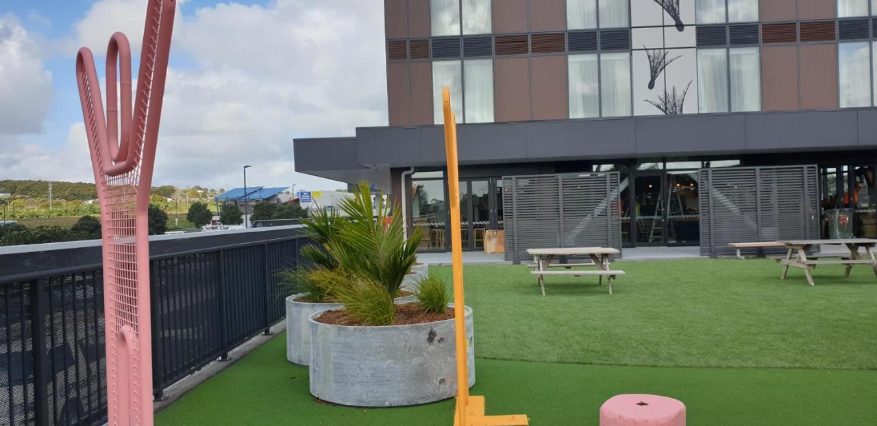 Ramada Suites By Wyndham Auckland Manukau Pacfic Centre Zewnętrze zdjęcie