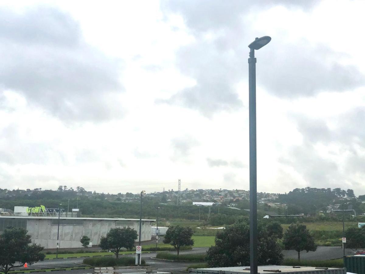 Ramada Suites By Wyndham Auckland Manukau Pacfic Centre Zewnętrze zdjęcie