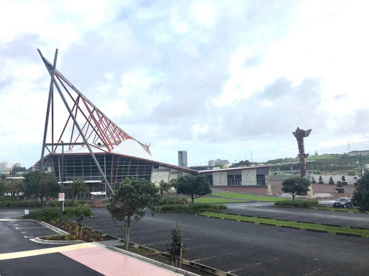 Ramada Suites By Wyndham Auckland Manukau Pacfic Centre Zewnętrze zdjęcie