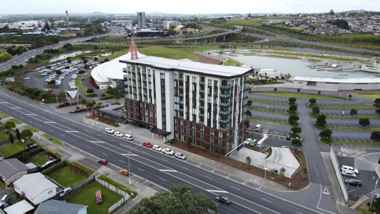 Ramada Suites By Wyndham Auckland Manukau Pacfic Centre Zewnętrze zdjęcie